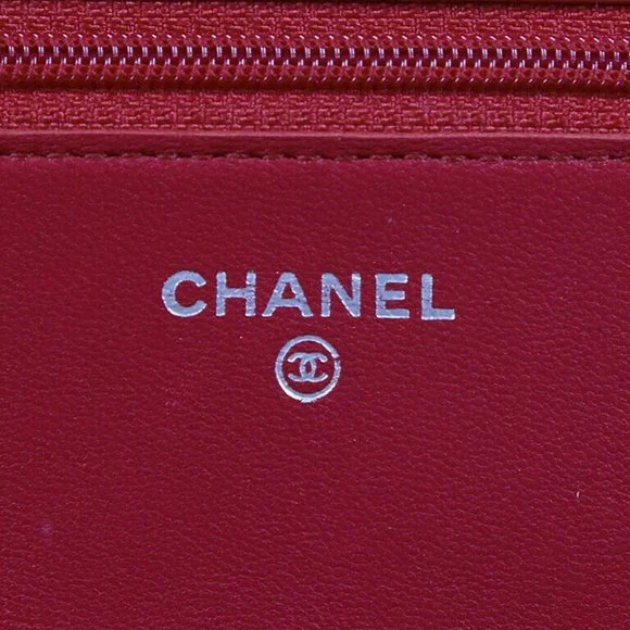 Wallet on Chain WOC Red Quilted Lambskin Leather CC Crossbody Bag - Picture 6 of 7